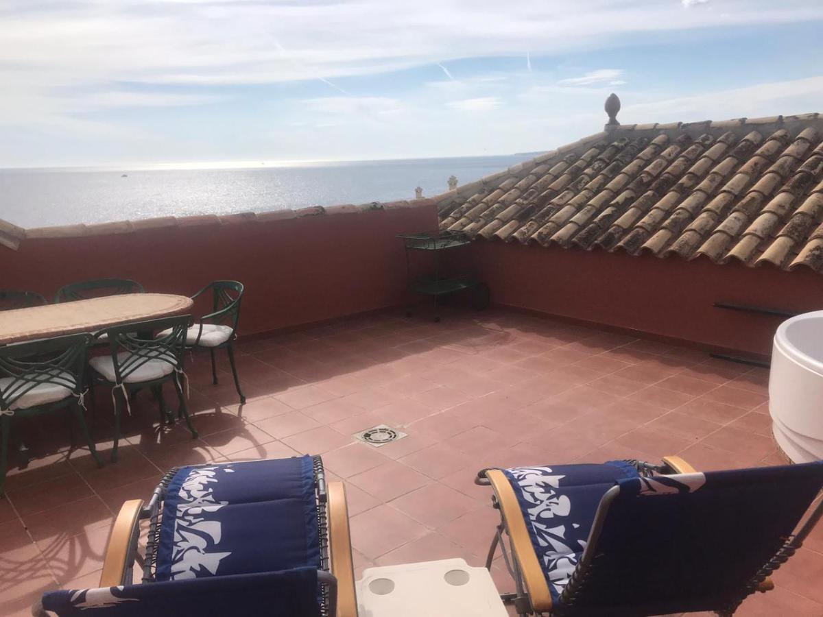 Apartment Puerta Del Mar, Atico&spa Incluido En Primer Linea Benalmádena
